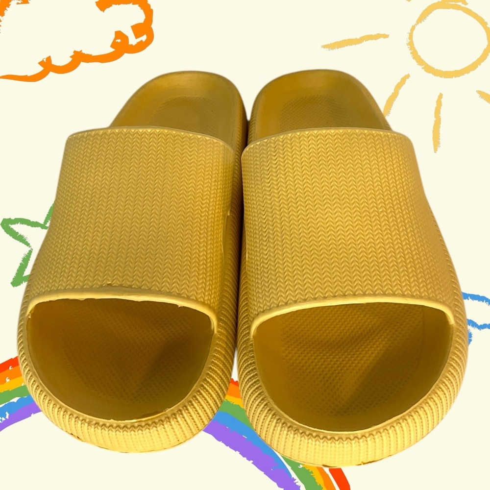 BRONAX Synthetic Yellow Open Toe Slip On Slide Size EU 34-35/Kids 4